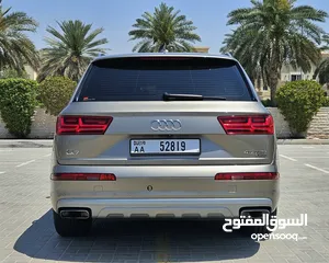  3 2016 Audi Q7 (New Shape) / Gcc Specs /Original Paint / Auto park / Panoramic Roof  Excellent overall