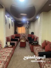 1 كنب كورنر مستعمل بحالة الجديد سبب البيع نقل على شقة أخرى