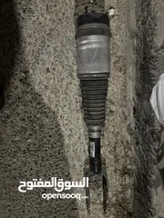  4 طابات هواء  + ماتور الهواء جيب شيروكي 2014