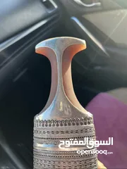  2 خنجر عمانية عليها حثية شيبانية