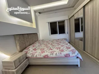  5 شقة مفروشة للايجار في الجاردنز سوبر ديلوكس 250