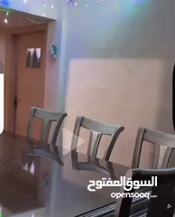  1 سفره طعام طاوله متر ونص و8كراسي قابل للتفاوض
