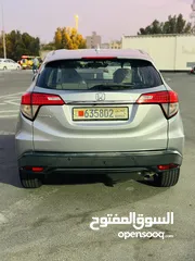  6 HONDA HRV 2019 - Single Owner and 0 Accident