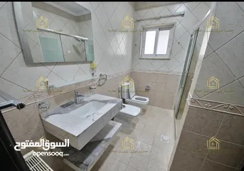  4 شقة طابقية - خلدا - 4نوم 2 ماستر - 365م - عروضنا غير..