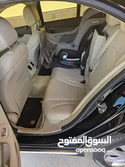  13 Mercedes-Benz C-Class 200 2019    Exclusive 4MATIC 54000KM