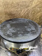  1 ماكينة كريب و ماكينة اذابة شوكولاته للبيع بسعر مناسب