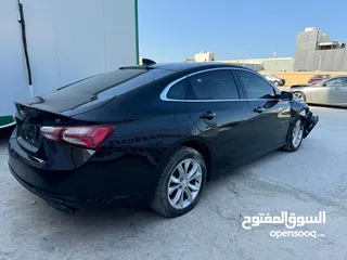  4 Chevrolet Malibu LT