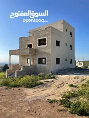  5 بيت للبيع بسعر مناسب جدا