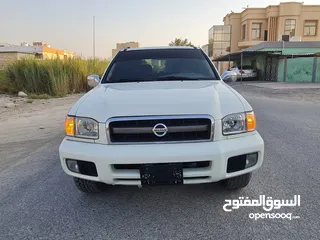  17 Nissan Pathfinder V6 GCC 2000 Price 17,000AED