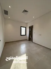  8 For rent in jabria 4 bedrooms rent 700 call