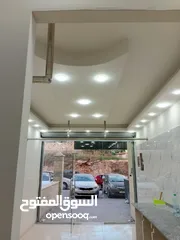  5 محل مميز للإيجار بموقع استراتيجي — لا تفوت الفرصة