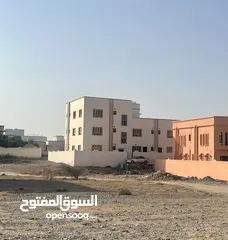  1 شقة سكنية للبيع في المعبيلة الثامنة