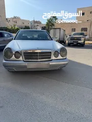  1 مارسيدس e200 1999 للبيع
