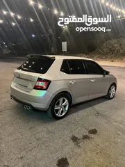  4 سكودا فابيا 2017 مميزة / جير عادي / 1200 تيربو بنزين / بالسعر المميز عالكاش