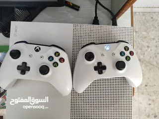  1 ايادي اكس بوكس وان اس. فقط.     بدون الاكس بوكس