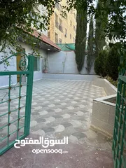  21 استوديو   ارضي   مع   حديقة   مميز   جداً   جداً   للبيع   في   الجاردنز   من   المالك   مباشرة