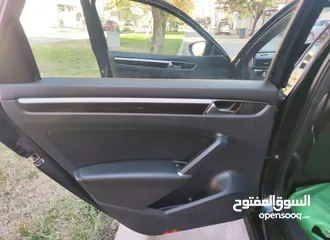  17 ڤولگس واگن باسات فئة جي تي 18