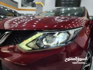  14 Nissan Qashqai 2015 مميز جداً وكامل الإضافات