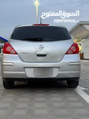  2 NISSAN TIIDA 2011