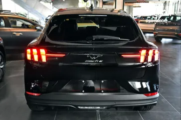  4 فورد موستنج ماك اي كهربائية بالكامل موديل 2022 Ford Mustang Mach-E / لون اسود