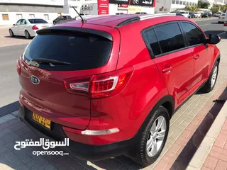  3 KIA Sportage 2012