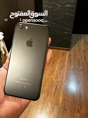  2 Iphone 7 for sale Battery health 88%