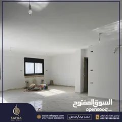  6 شقة قيد التجهيز باللمسات الاخيرة للبيع في الطيرة مع اطلالة جميلة