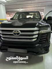  2 لاند كروز GXR 2024 TWIN TERBO كويت جديد زيرو فل اضافات اصلي 100% شاشات خلفيه خمس كاميرات للجادين فقط
