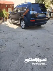  14 جيب متسوبيسي 4*4  7مقاعد سعر لقطه