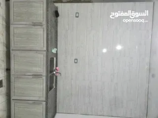  2 روف للايجار  في اسكان الكهرباء ابوعلندا