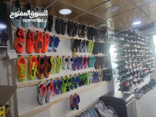  3 شروة احذيه ممتازه للبيع + ديكور محل