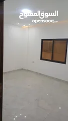  22 شقه جاهزة للبيع بناء جديد لم تسكن من قبل.