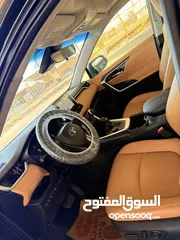  29 تويوتا راف فور ((2023)) XLE بريميوم، بطارية ليثيوم، فحص كامل، فل كامل، فورويل، حره، بسعر مميز..