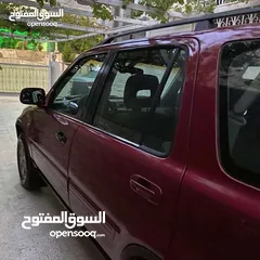  4 سيارة هوندا CR-V 2001