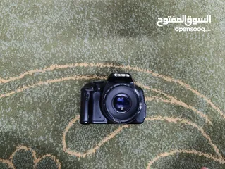  10 كانون 600d مع عدسة 50mm بسعر محروق 100 د