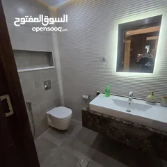  11 فيلا متلاصقة للبيع او للايجار في عبدون - ref : 12161