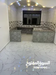  10 شبه فيلا للإيجار في ماركا الشمالية