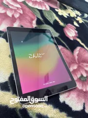  2 ipad 6 بحالة الوكالة