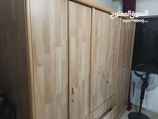  19 نشتري جميع انواع الاثاث المستعمل والخردوات والنثريات
