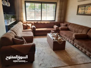  6 اثاث غرفة جلوس للبيع