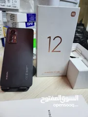  2 مستعمل شاومي Not 12 leit 5G رام 16 جيجا 256 أغراضة والكرتونه الأصلية متوفر توصيل