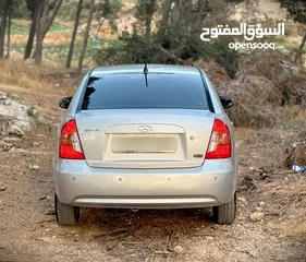  4 هونداي فيرنا