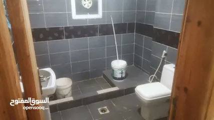  4 شقة طابق ثاني