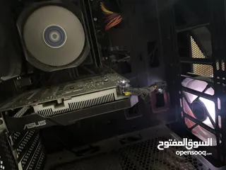  2 جهاز كمبيوتر