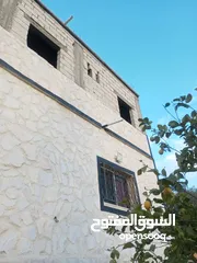  17 بيت مستقل طابقين للبيع