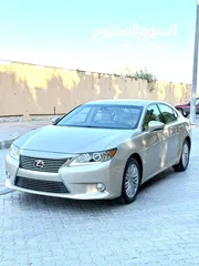  1 لكزس ES350 ذهبي 2013 للبيع في رأس الخيمة