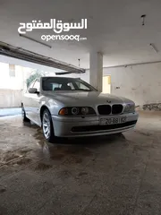  3 BMW 525i 2003