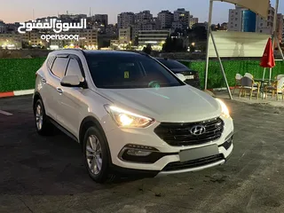  4 هونداي سانتفيه