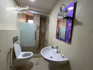  5 شقة مفروشة للإيجار في دير غبار  ( Property 39328 ) سنوي فقط