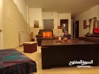  2 شقه مفروشه للايجار قرب  شا ع ركب ورام الله التحتا وسط رام الله